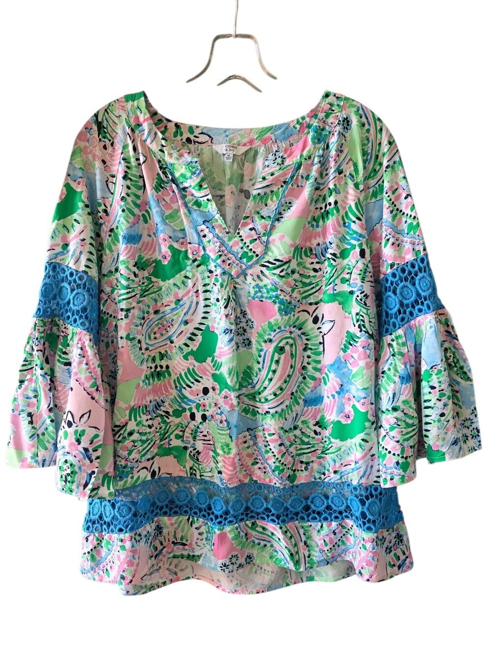 crown & ivy Pink and Green Paisley Tunic with Blue Lace Accents Size Medium